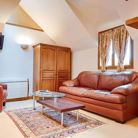 Haras Des Charmilles Bed & Breakfast *