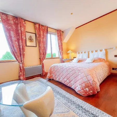 Haras Des Charmilles Bed & Breakfast *