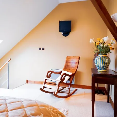 Haras Des Charmilles Bed & Breakfast Varaville