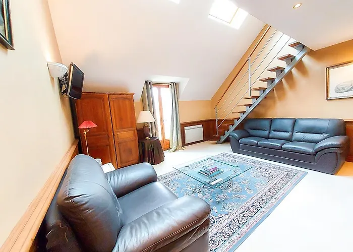 Haras Des Charmilles Bed and Breakfast