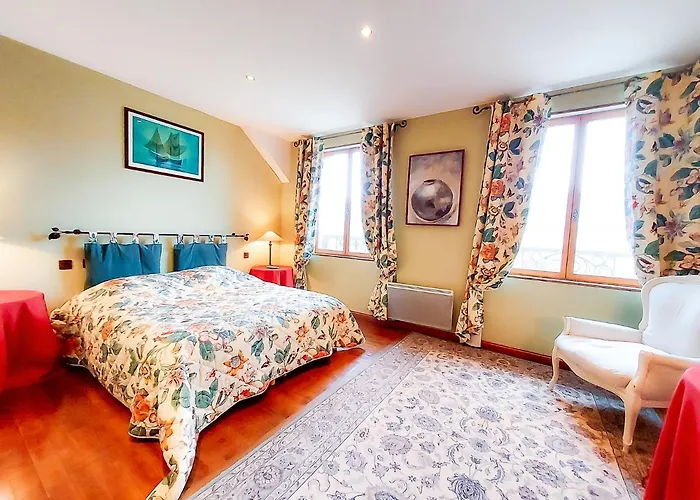 Haras Des Charmilles Bed & Breakfast Varaville